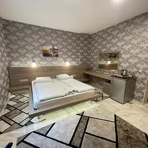 De Luxe Burgas, Center , Burgas Bulgaria